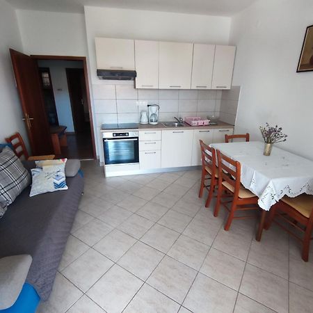 Apartment Vinka Trogir Eksteriør bilde